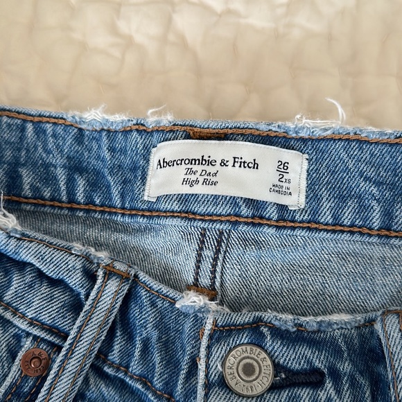 A&F “The Dad” high rise - Picture 4 of 4